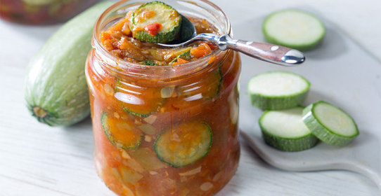 Жаренные кабачки с овощами