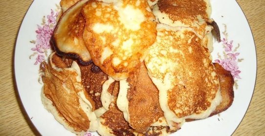 Оладьи на кефире пышные