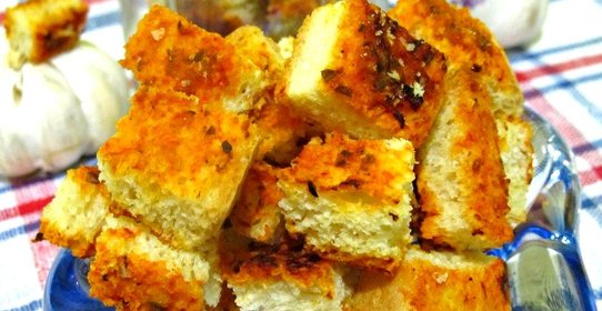 Сухарики с аджикой