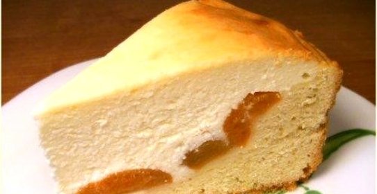Пирог с творогом и абрикосами