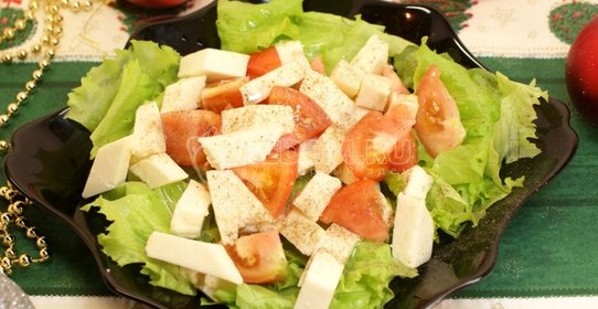 Салат «Мышке в дорожку»