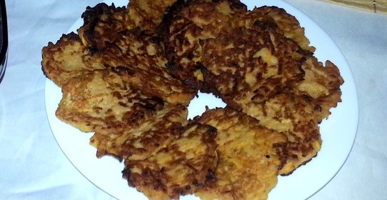 Морковно-яблочные оладьи