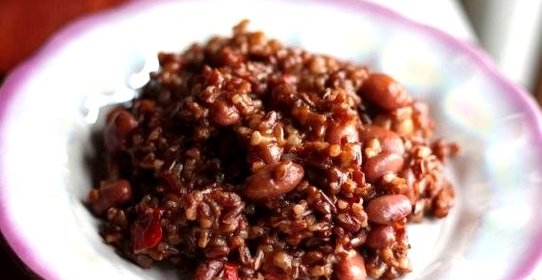 Плов из красного риса
