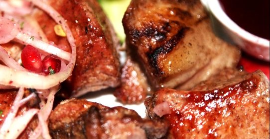 Шашлык из телятины в гранатовом соке