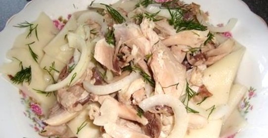 Бешбармак из курицы в мультиварке