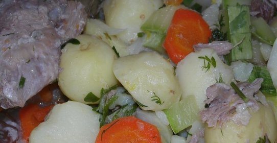 Овощное рагу с гусиным мясом
