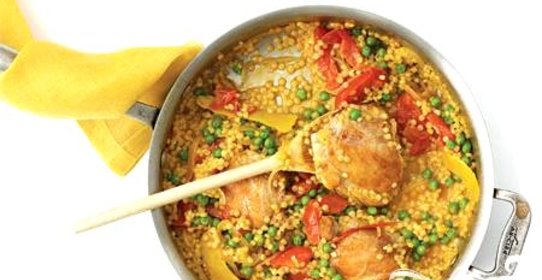 Курица с кус-кус и помидорами