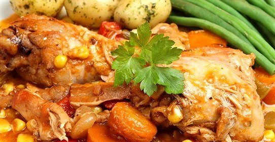 Куриные окорочка с овощами