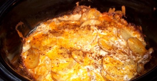 Картофельный гратен в мультиварке