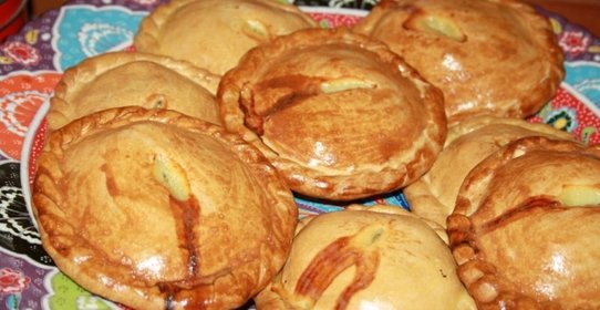 Пироги с курицей и картофелем