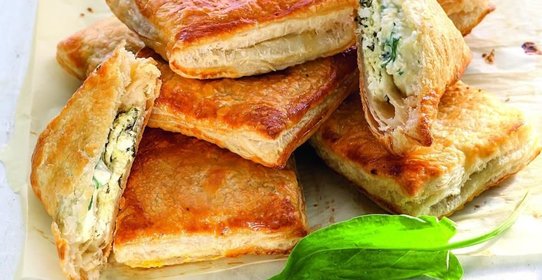 Слойки с щавелем