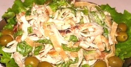 Салат блинный с ветчиной