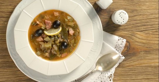 Солянка сборная мясная