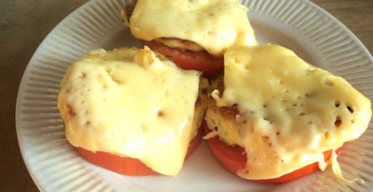 Кабачковые оладьи с сыром