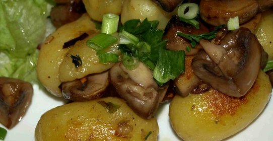 Картофель по‑деревенски с грибами