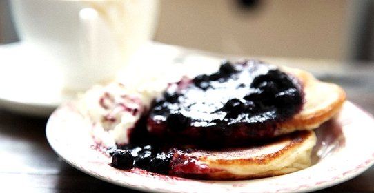 Оладьи с черникой