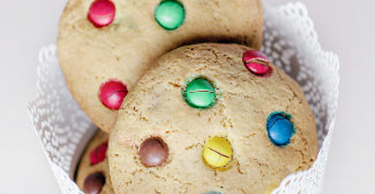 Печенье с M&M