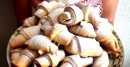 Рогалики с абрикосовым джемом