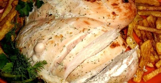 Куриная грудка в кефире в мультиварке