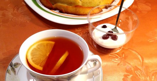 Пирог манник на кефире с добавлением масла