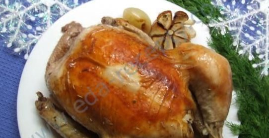 Курица с лимоном запеченная целиком