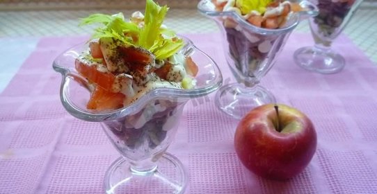 Салат-коктейль с языком