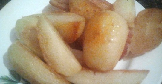 Поджаристая картошка в мультиварке