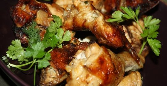 Шашлык из курицы (быстрый маринад на уксусе белого вина и соевом соусе)