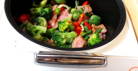 Индейка с овощами в мультиварке