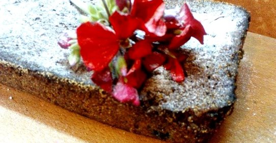 Пирог с черничным вареньем