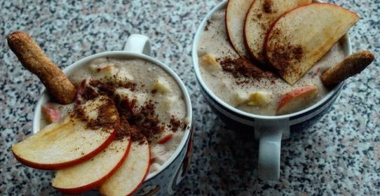 Овсяный суп с яблоками и ореховым печеньем