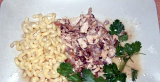 Курица с грецкими орехами