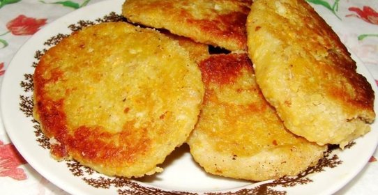 Гороховые котлеты с чесноком