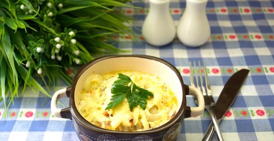 Драники в горшочках с мясом