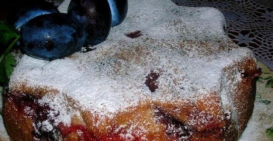 Сливовый пирог на скорую руку