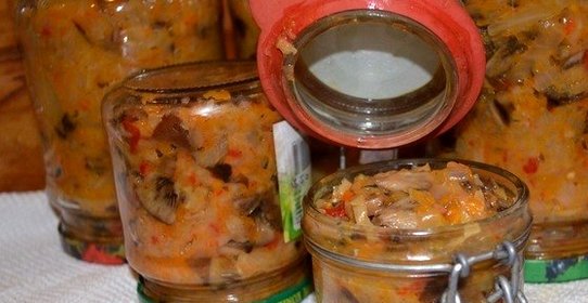 Солянка из квашеной капусты с грибами на зиму