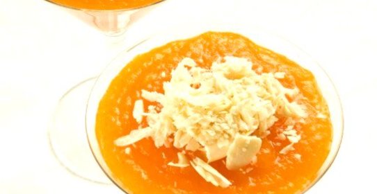 Тыквенный коктейль с ромом и мускатным орехом