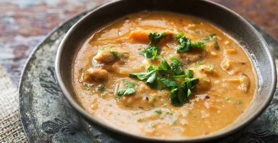 Африканское куриное рагу с арахисом