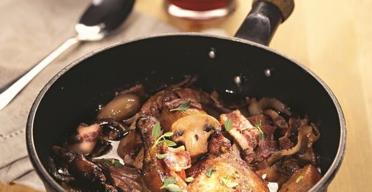 Курица в красном вине