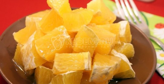 Салат из апельсинов