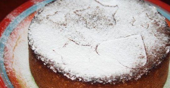 Простой бисквит с апельсиновой цедрой