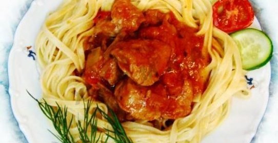 Гуляш с овощами