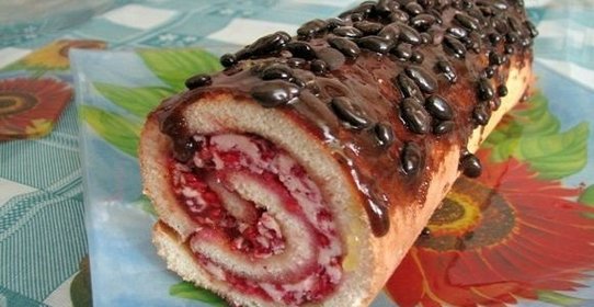 Малиновый бисквит