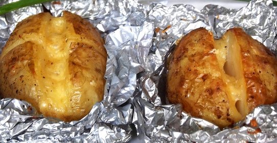 Печеная картошка в духовке