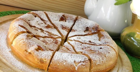 Яблочный пирог в мультиварке