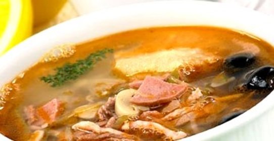 Солянка на ребрышках