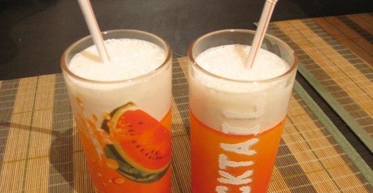 Коктейль из мороженого