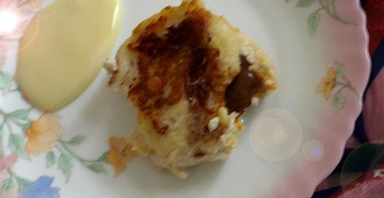 Банановые сырники с начинкой из вареной сгущенки