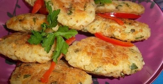 Рисовые котлеты с сыром и петрушкой