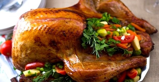 Индейка, запеченная с овощами